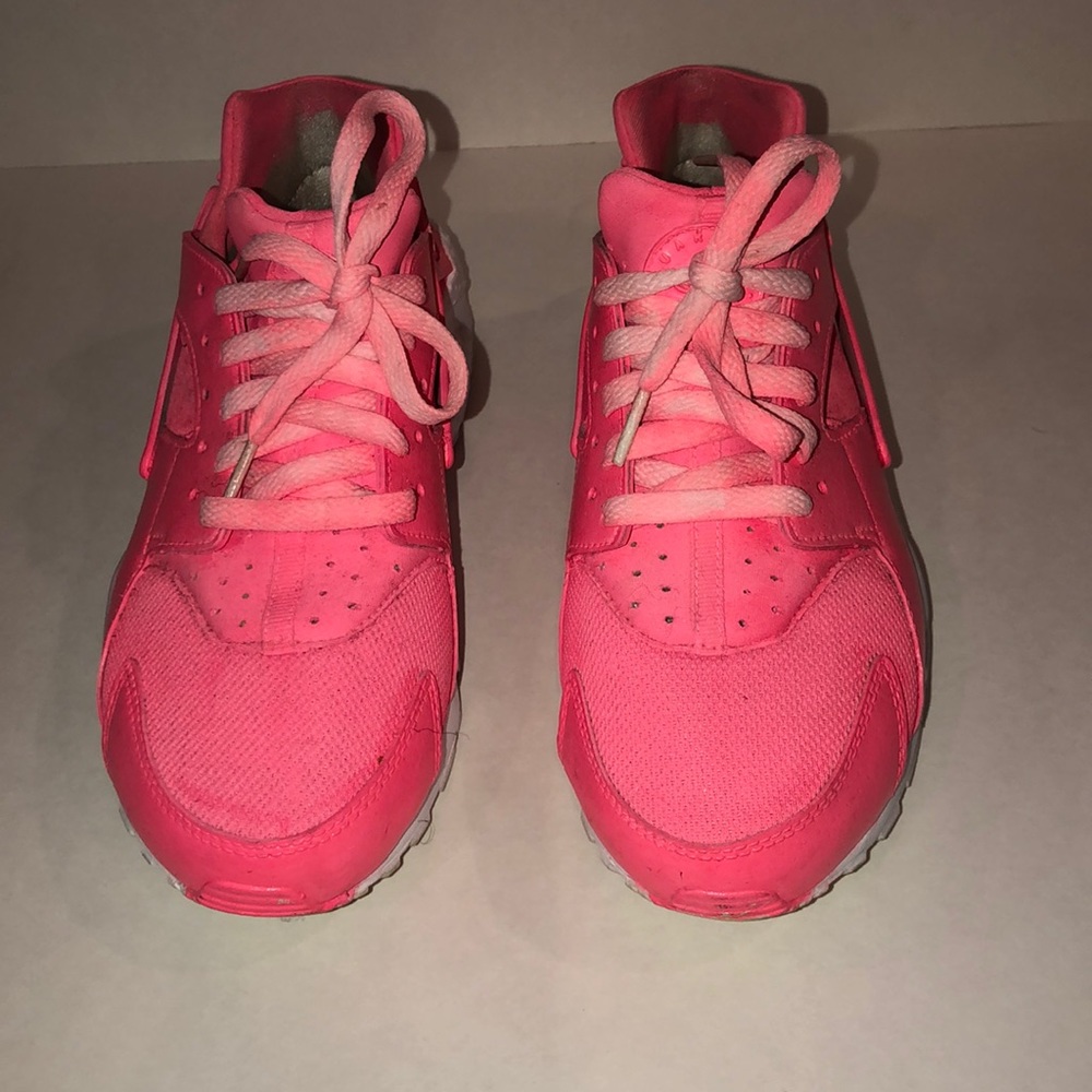 Women’s Nike Hirachis